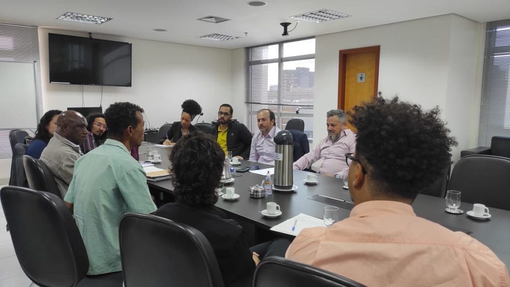 A reunião contou com a intermediação do Programa de Proteção aos Defensores e o Assessoria Popular Mariana Criola ligado às comunidades quilombolas.
